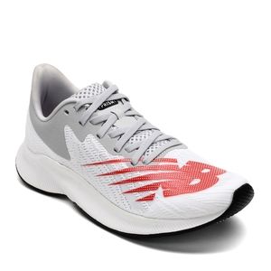 New Balance Women's FuelCell Prism Size 8B